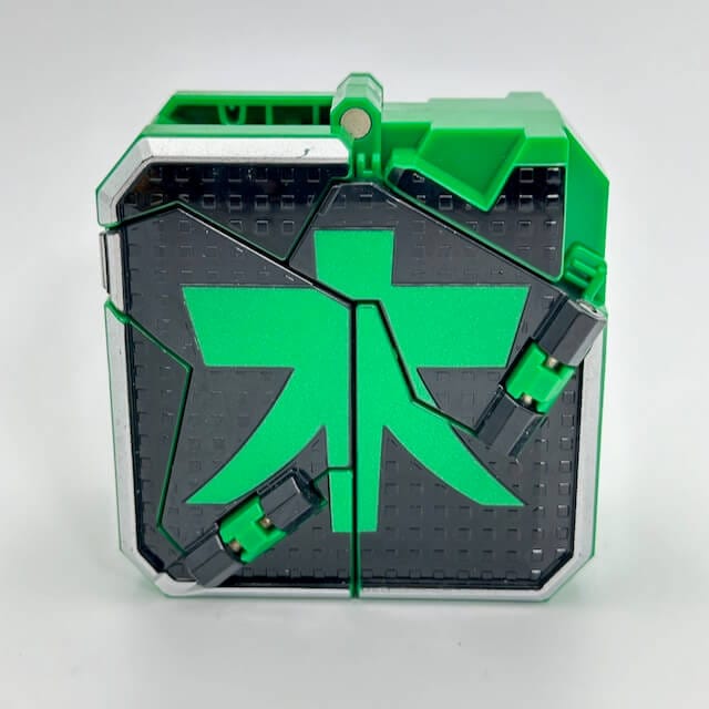 [BOXED] Samurai Sentai Shinkenger: DX Shinken-Oh (Missing Shield Adaptor) | CSTOYS INTERNATIONAL