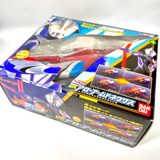 [BOXED] Ultraman Nexus: DX Arrow Armed Nexus | CSTOYS INTERNATIONAL